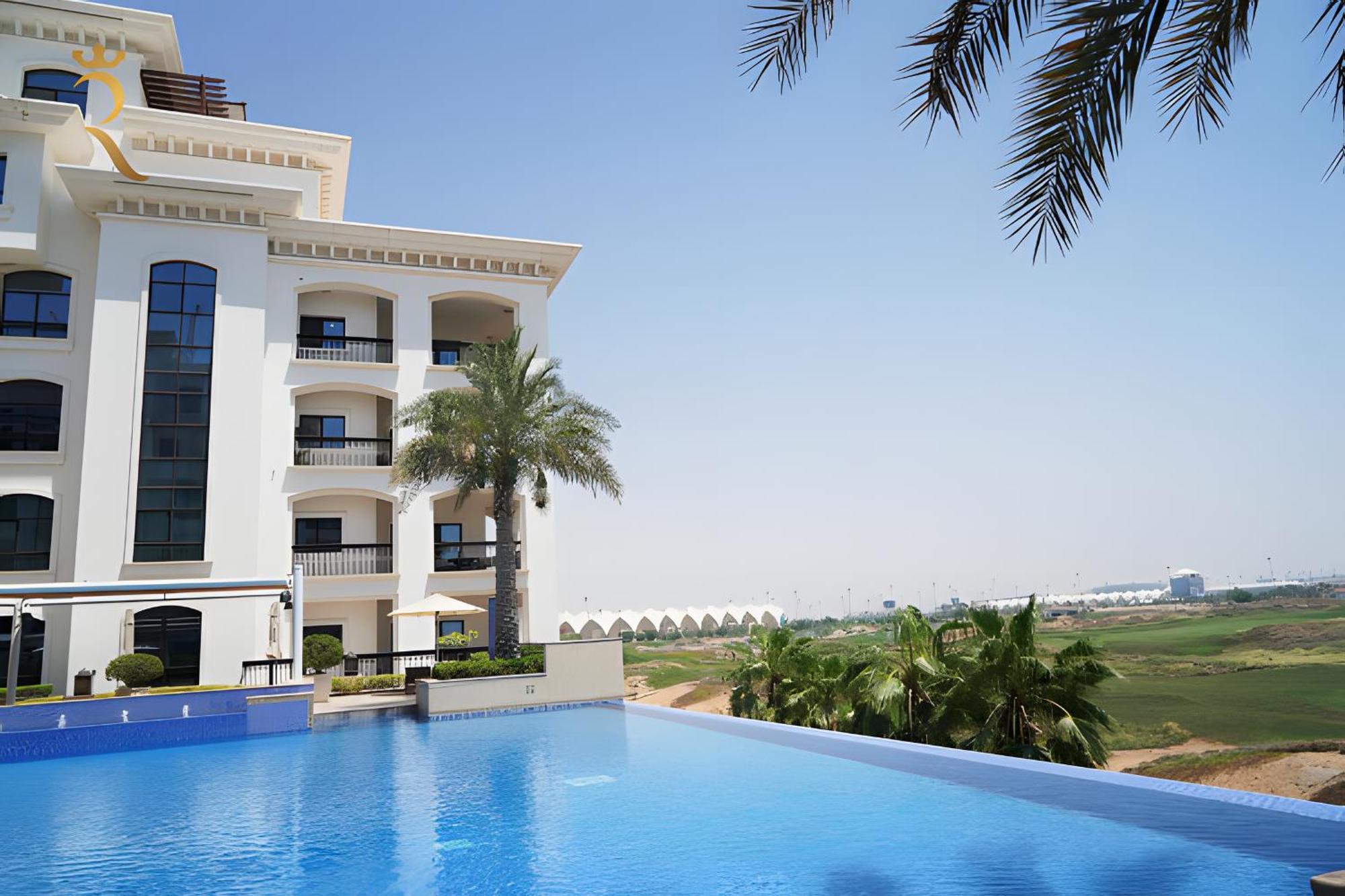 Appartement Elegant 2br Golf View Oasis With Maids In Yas Island Abou Dabi