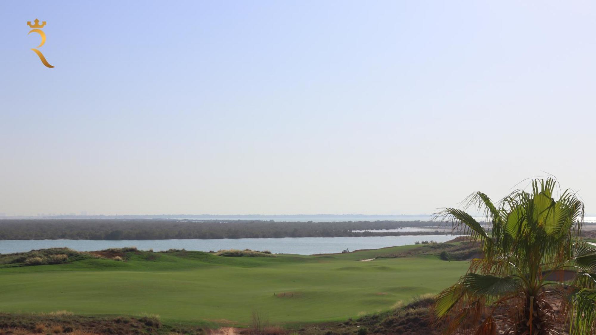 Elegant 2br Golf View Oasis With Maids In Yas Island Abou Dabi