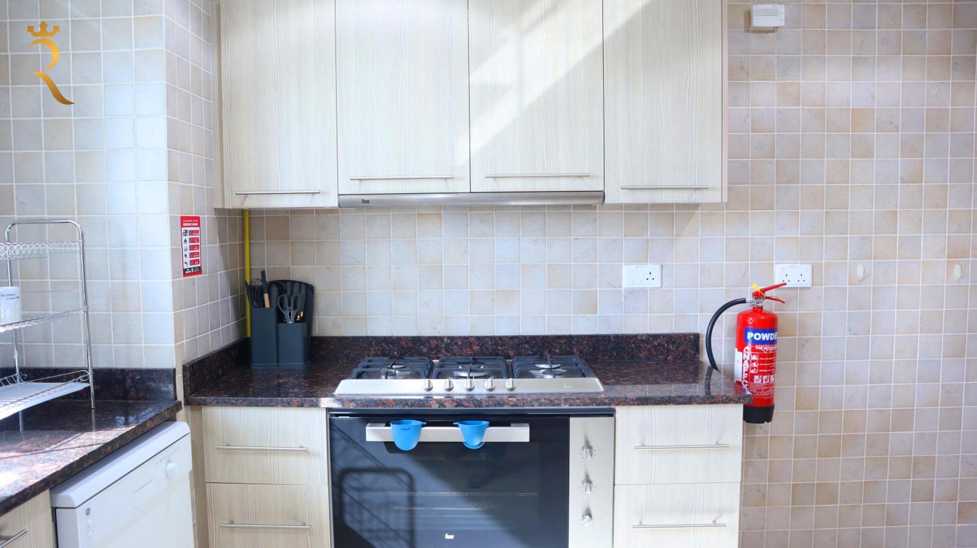 Elegant 2br Golf View Oasis With Maids In Yas Island Abou Dabi